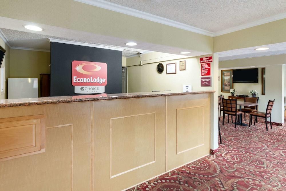 Econo Lodge Huntington - Barboursville University Area Exterior foto