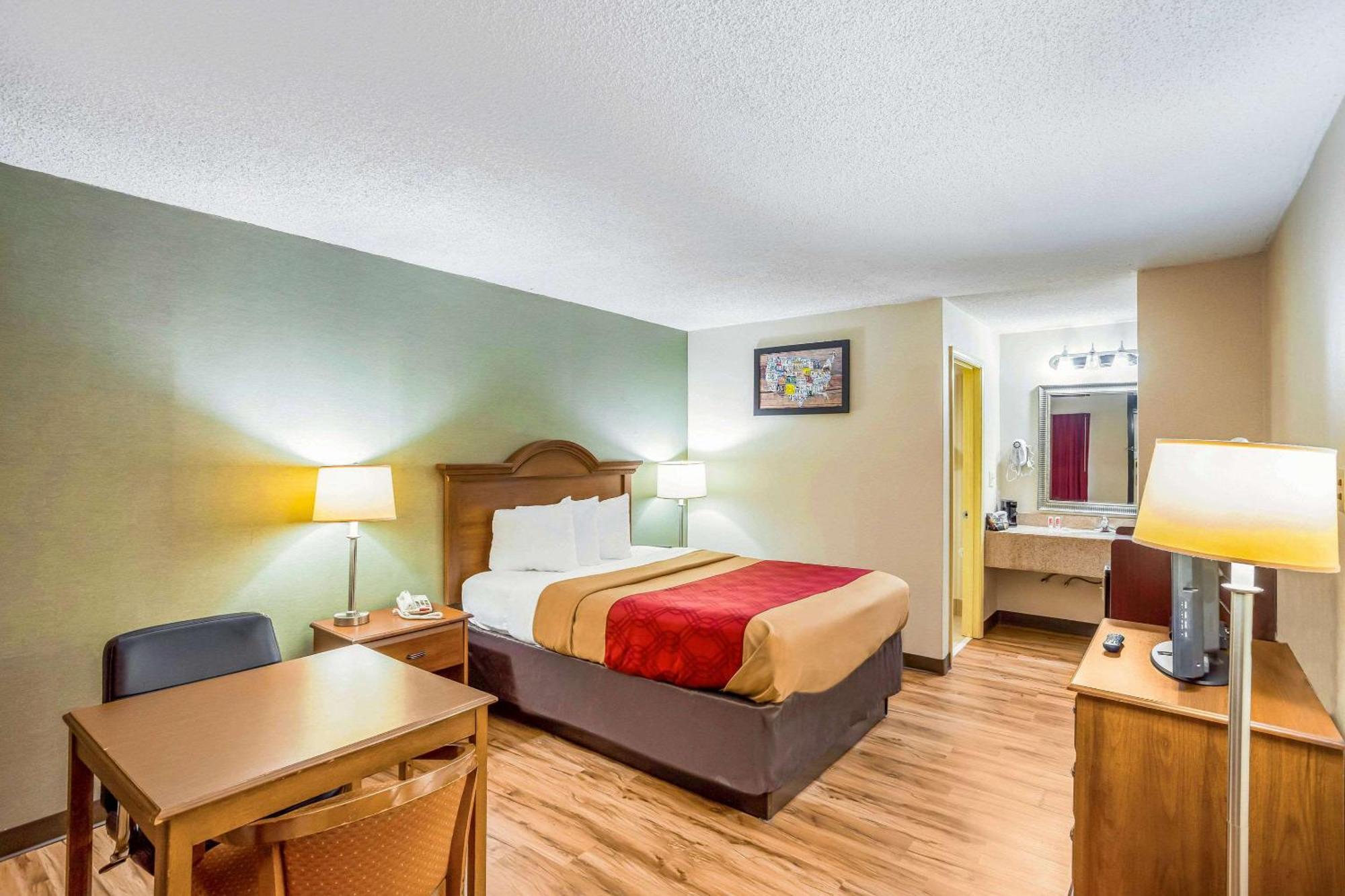 Econo Lodge Huntington - Barboursville University Area Exterior foto